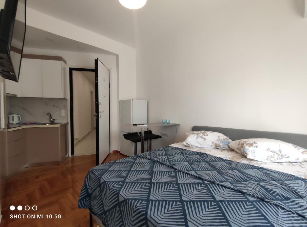 Studio In The Heart Of Athens Next To Monastyraki. Atenas Exterior foto