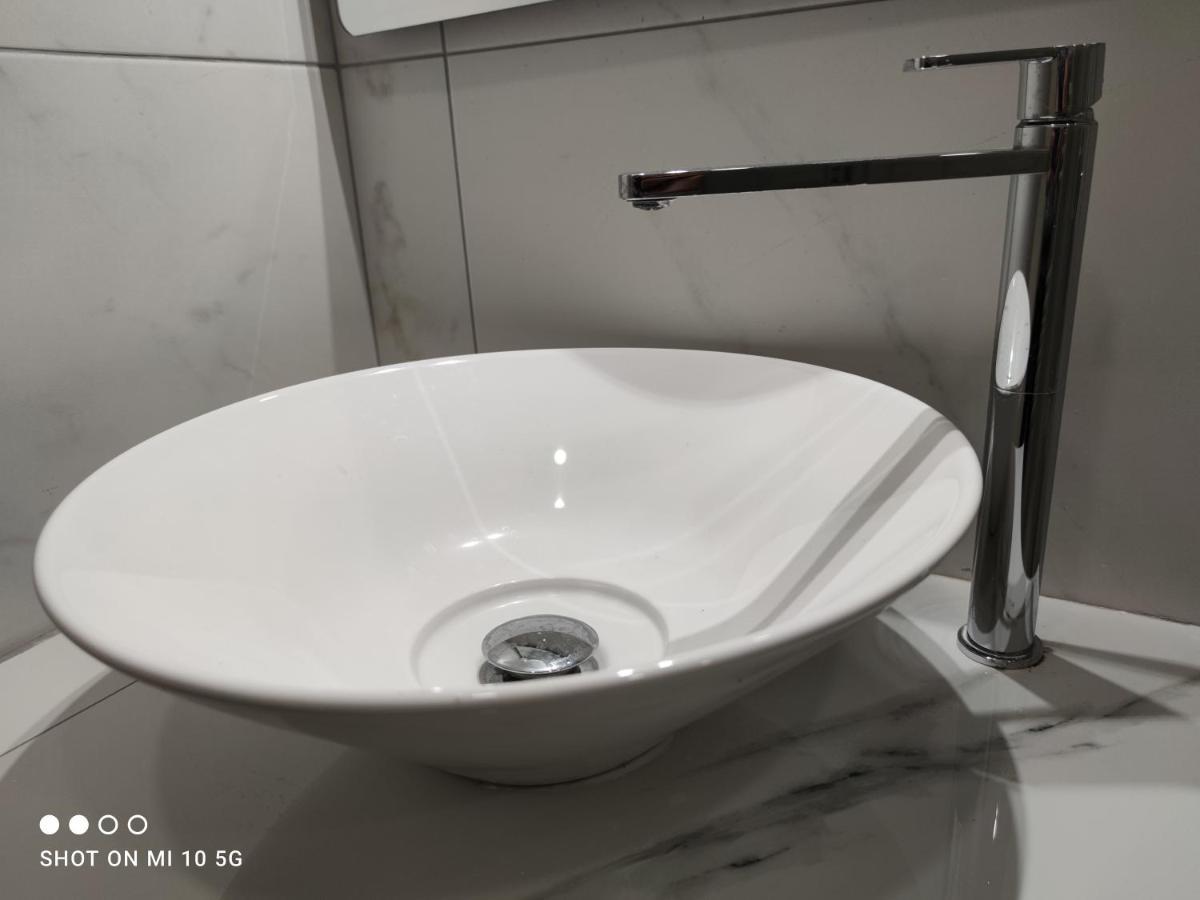 Studio In The Heart Of Athens Next To Monastyraki. Atenas Exterior foto