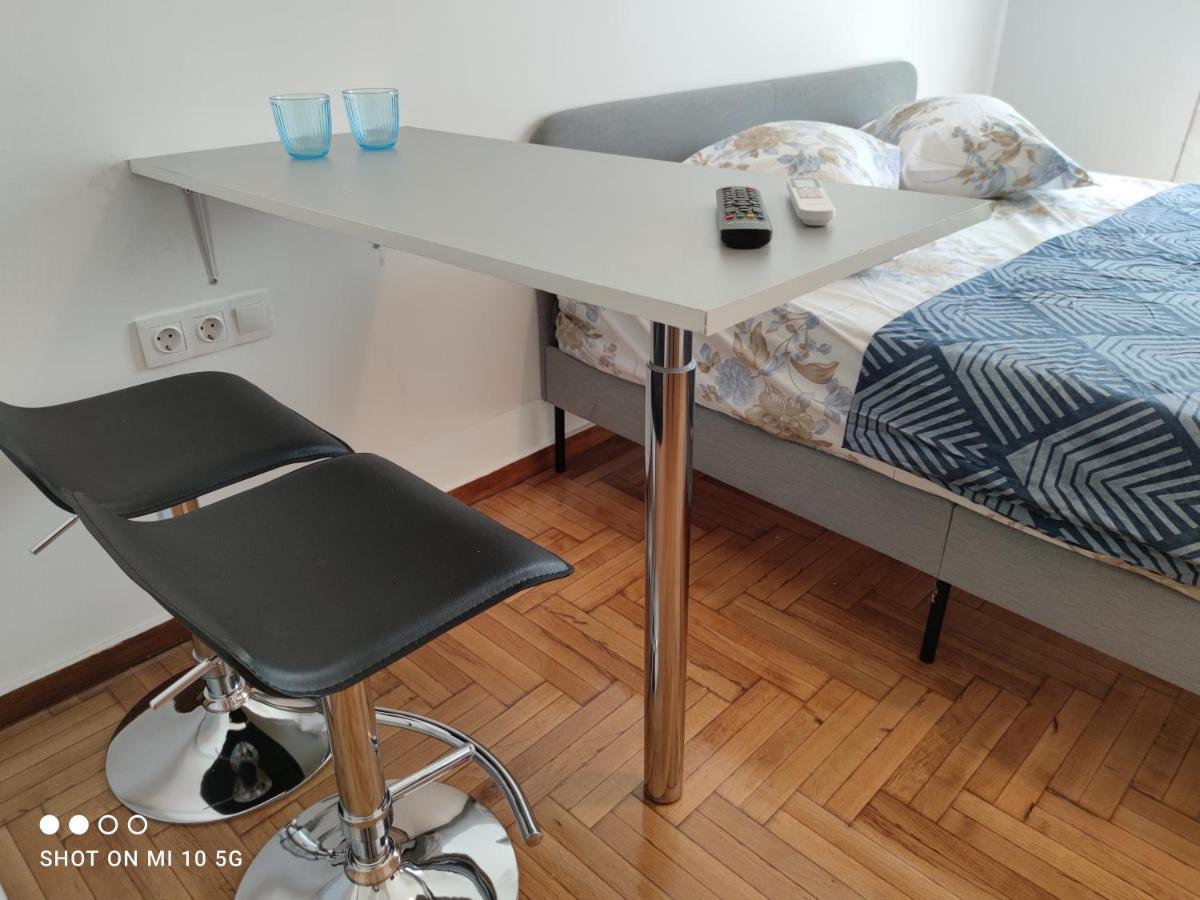 Studio In The Heart Of Athens Next To Monastyraki. Atenas Exterior foto