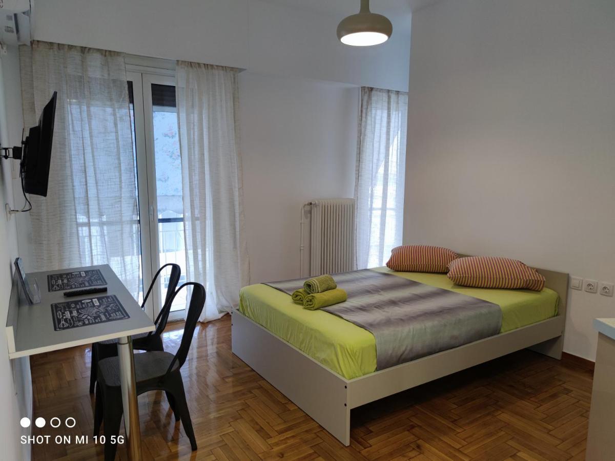 Studio In The Heart Of Athens Next To Monastyraki. Atenas Exterior foto