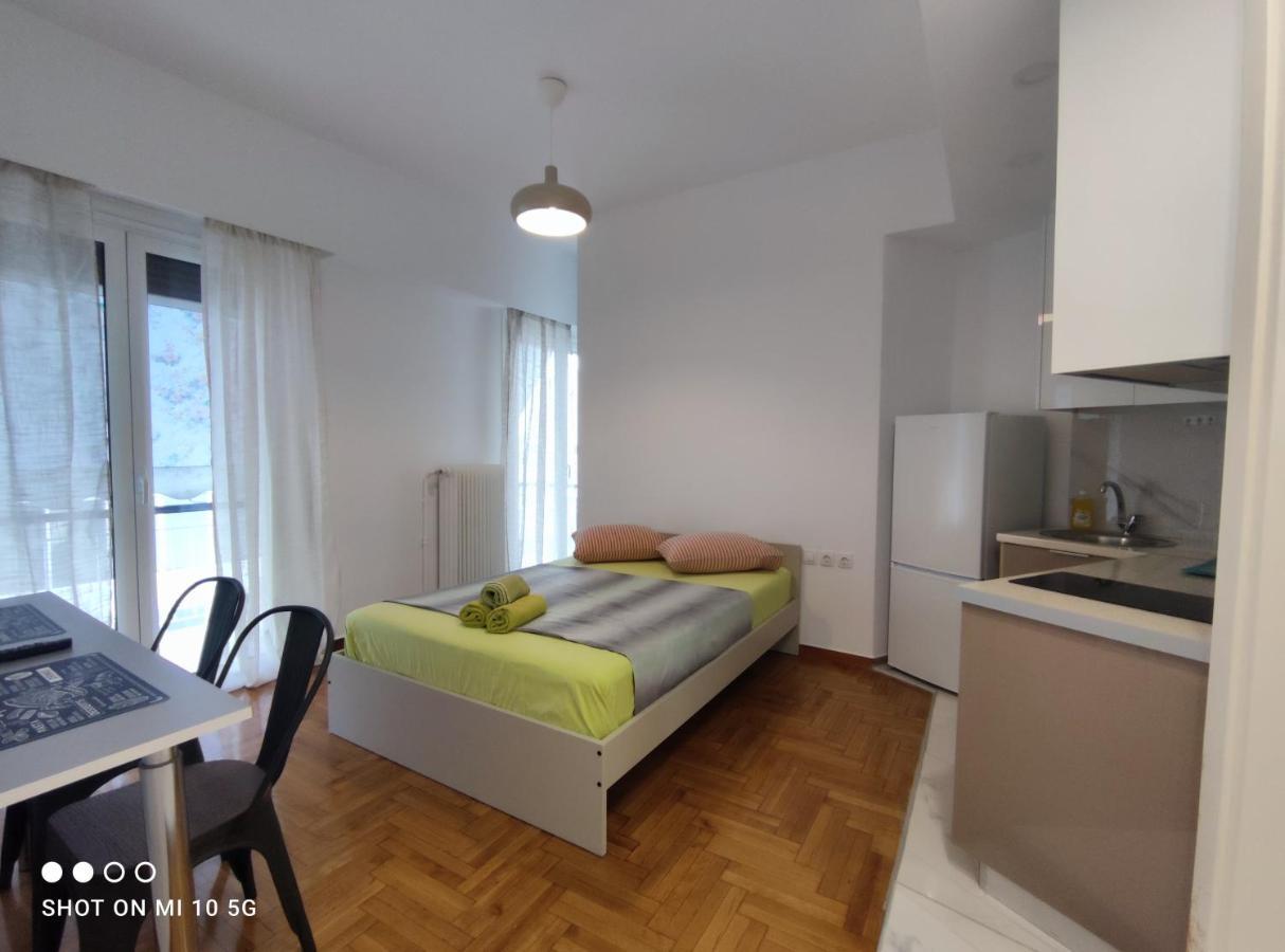 Studio In The Heart Of Athens Next To Monastyraki. Atenas Exterior foto